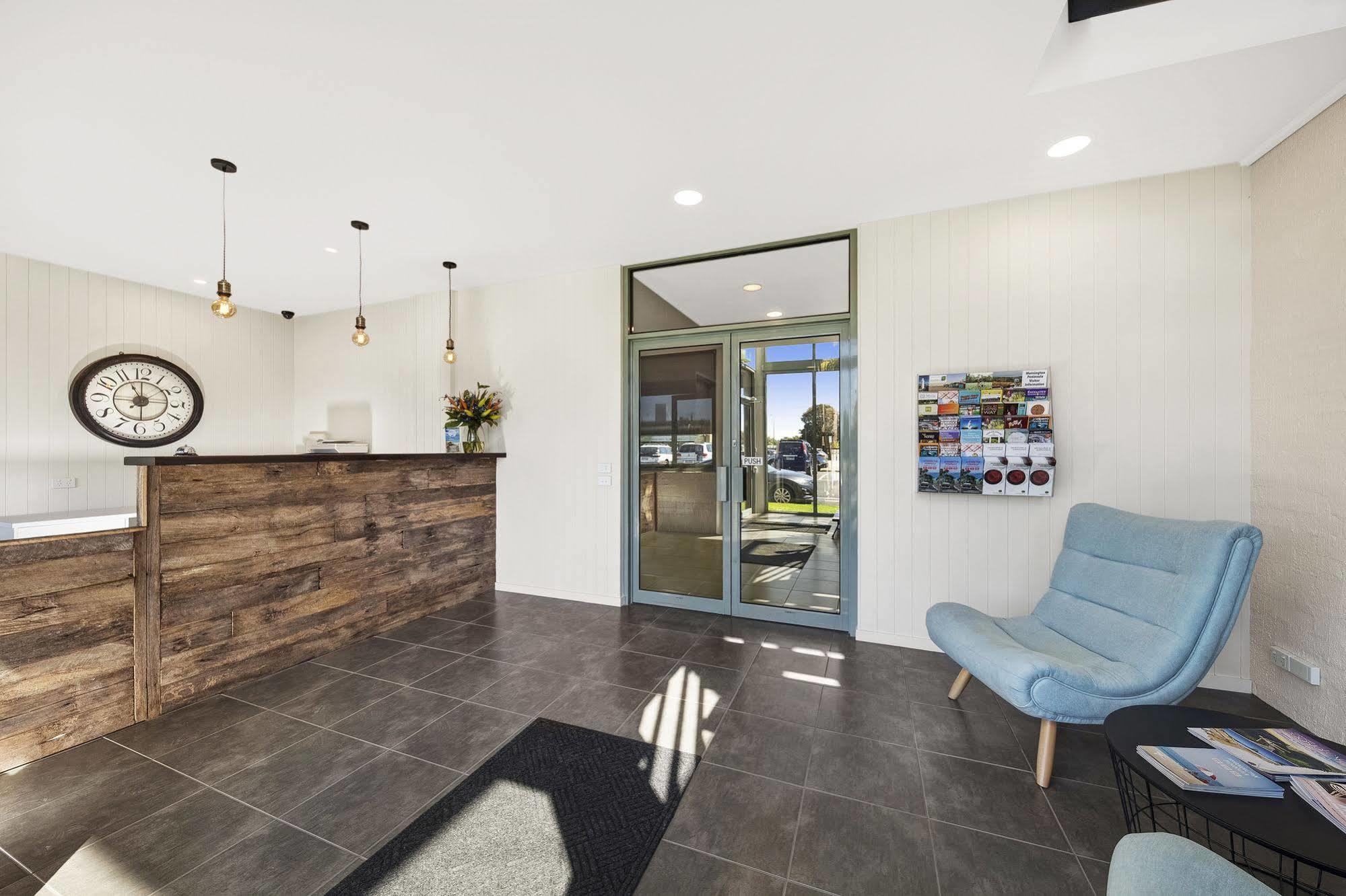 Moonlight Bay Apartments Rye Exterior photo